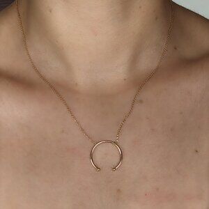 18k Yellow Gold Circle Necklace
